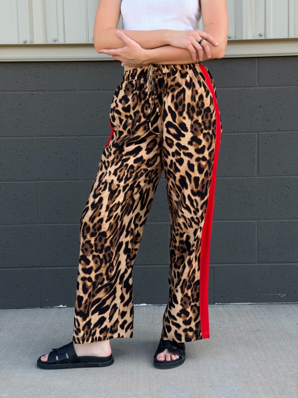 Trendy Leopard Print Wide Leg Pants with Red Stripe - Size S
